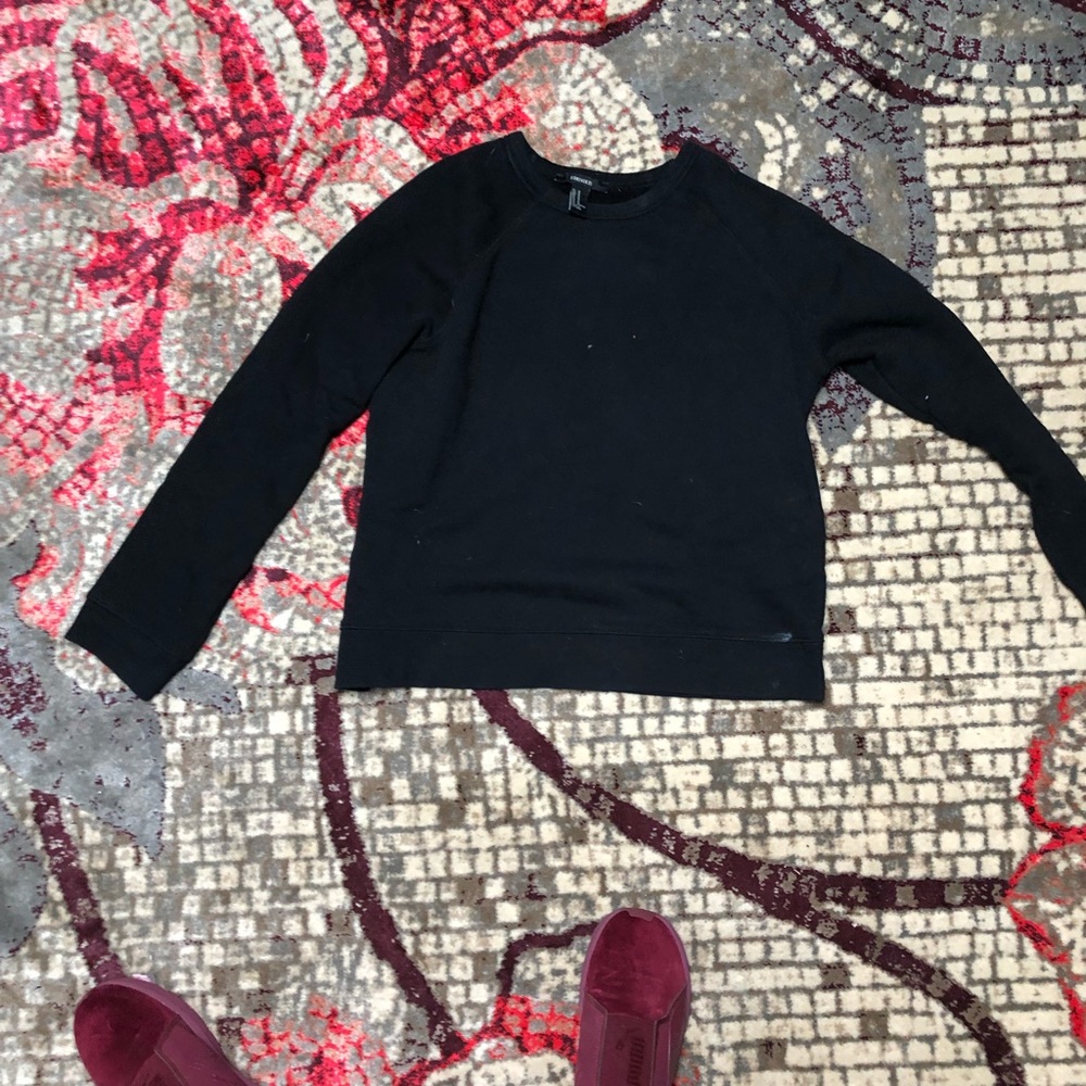 Black sweater - Picture 2 of 3